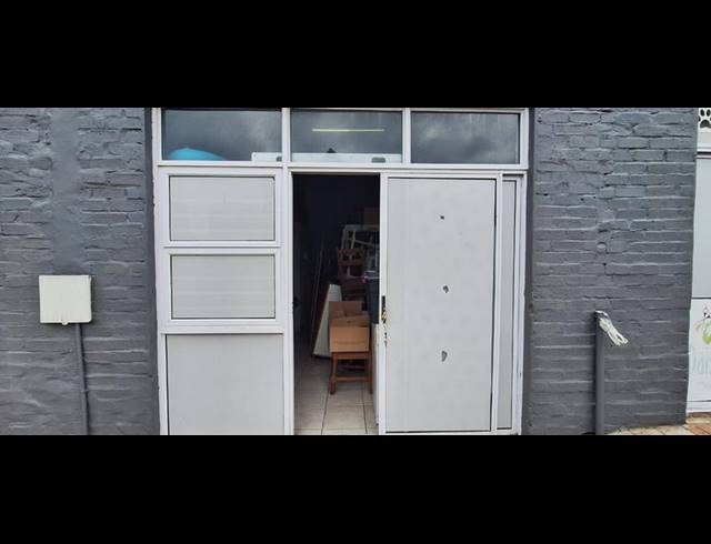 BUSINESS PROPERTY TO RENT IN DA NOVA